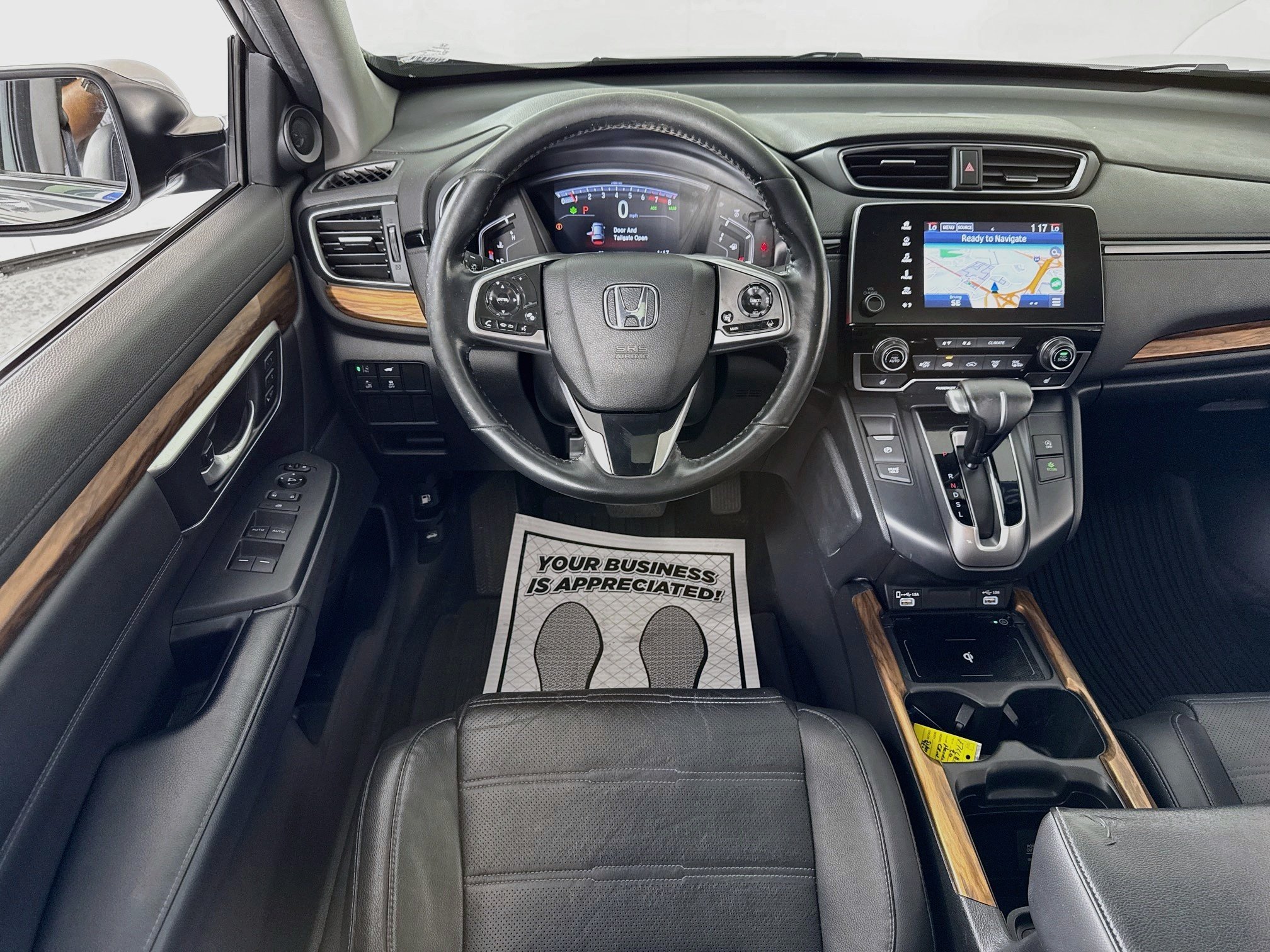 Used 2020 Lunar Silver Metallic Honda Touring image 23