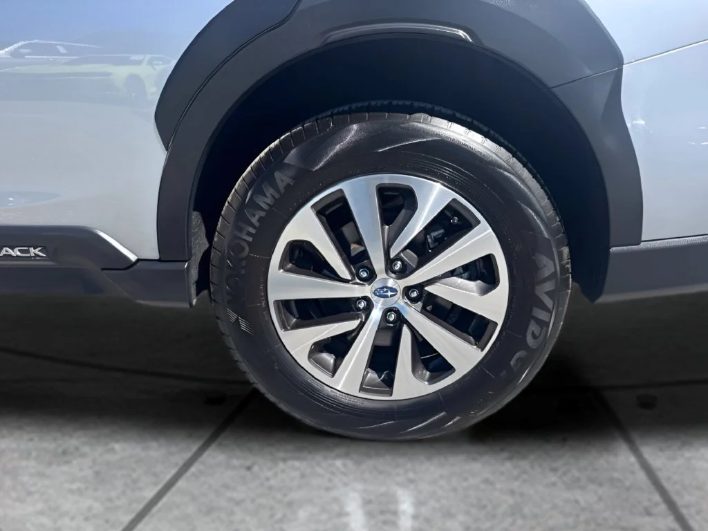 Used 2025 Silver Subaru Premium image 30
