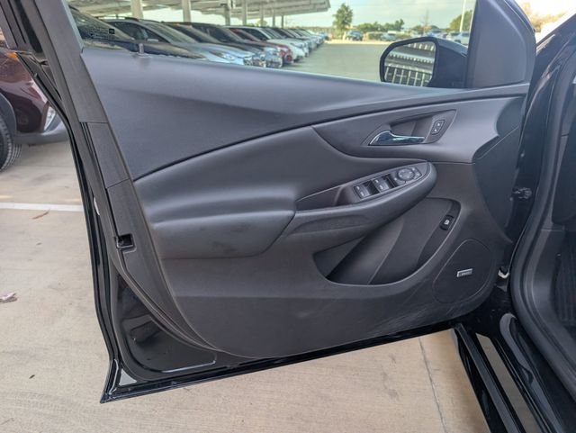 Used 2017 Black Chevrolet Premier image 22