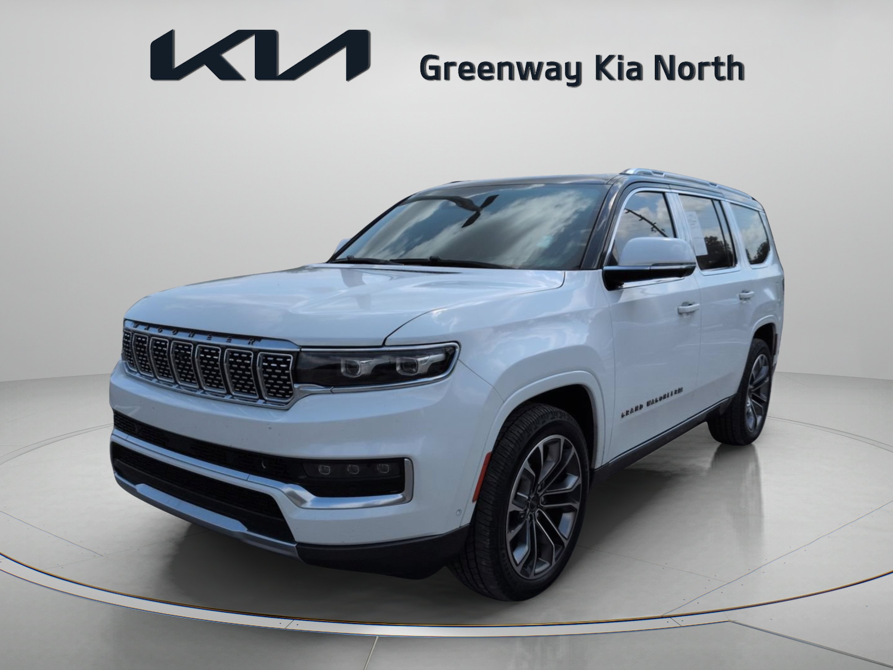 Used 2022 Bright White Clearcoat Jeep Series III image 4