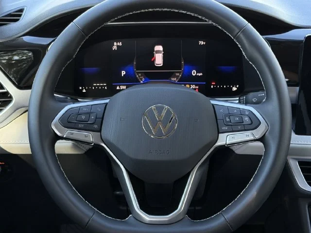 New 2026 Black Volkswagen 1.5T SE image 10