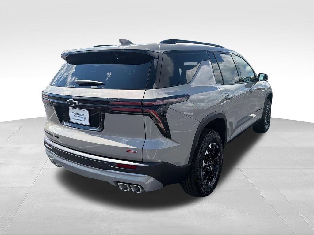 2027 Chevrolet Traverse Z71 - Photo 5