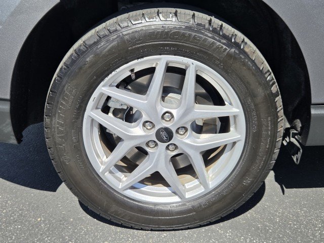 Used 2024 Grey Ford SEL image 44