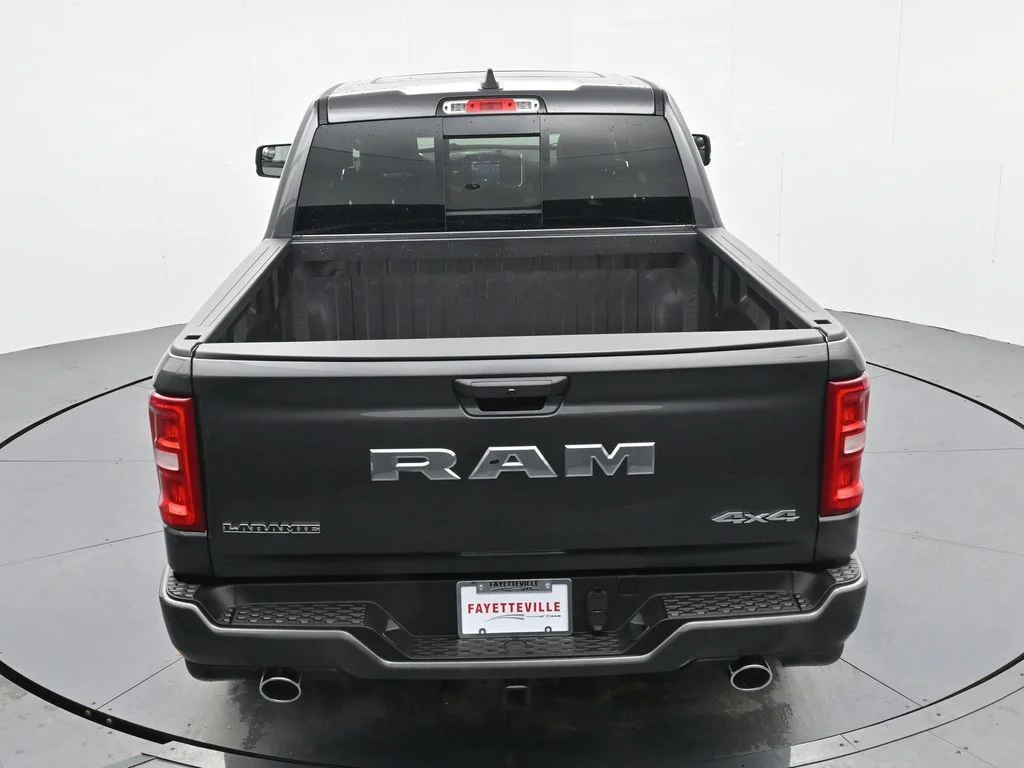 New 2026 Granite Crystal Metallic Clear-Coat Exterior Paint RAM Laramie image 28
