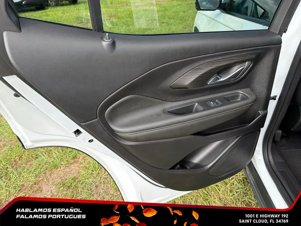 Certified Used 2024 Summit White GMC SLE image 27