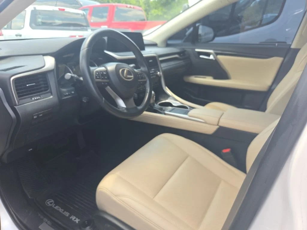 Used 2021 White Lexus 350 image 3
