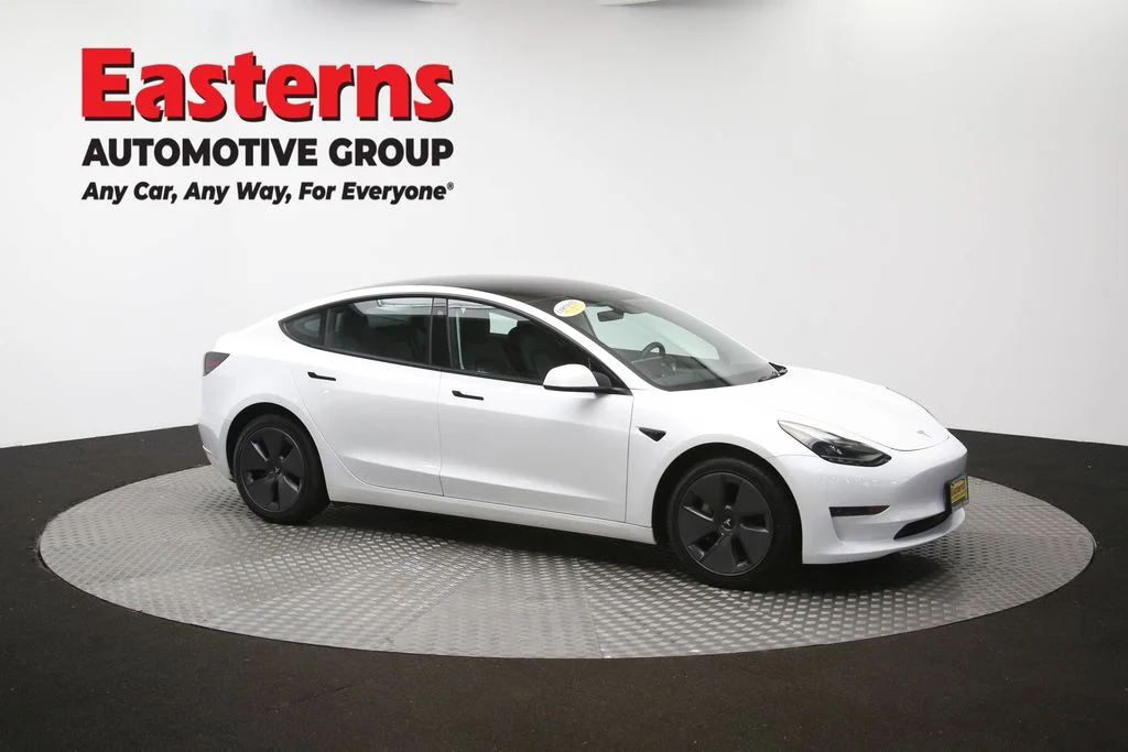 Used 2023 White Tesla Base image 41