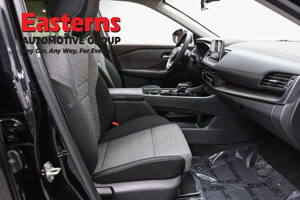 Used 2023 Black Nissan SV image 24