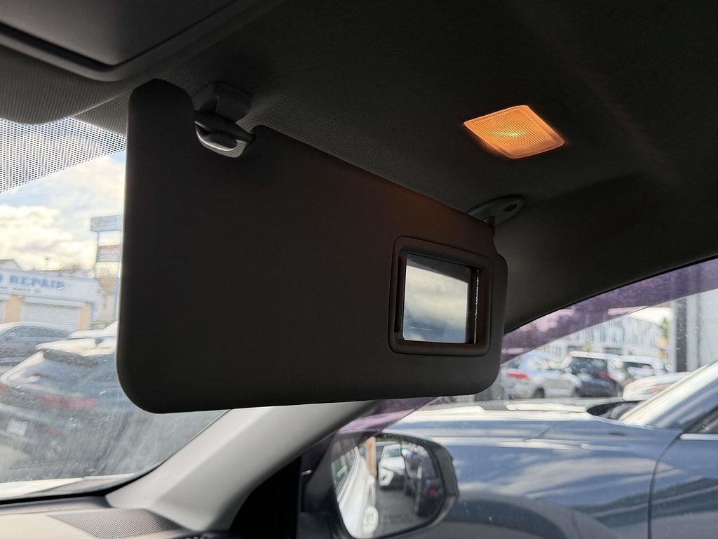 2016 Toyota RAV4 LE - Photo 26