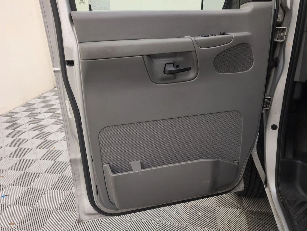 Used 2007 White Ford XLT image 28
