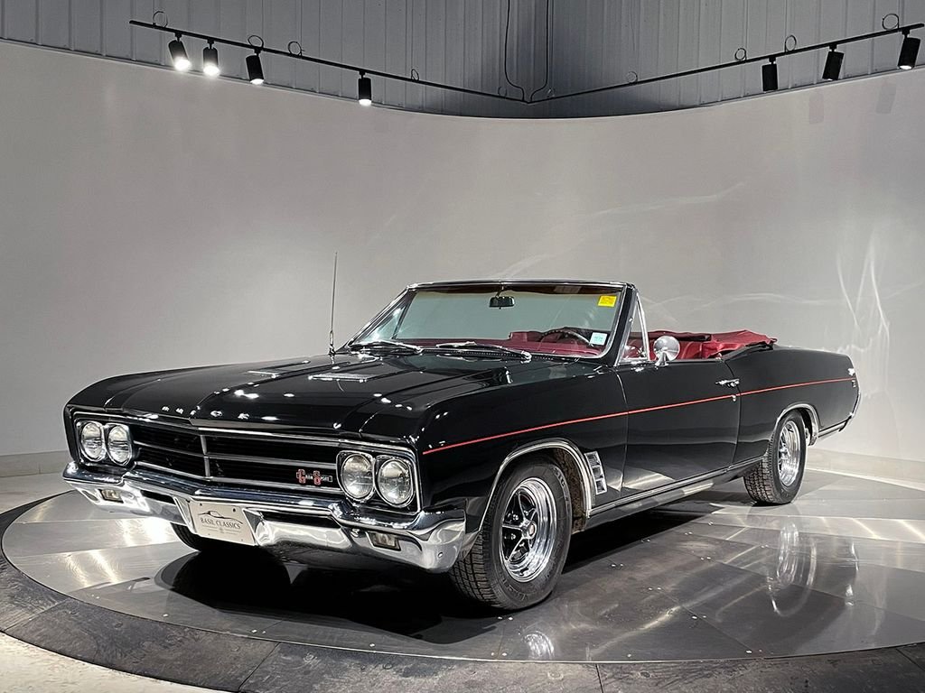 Used 1966 Black Buick  image 2