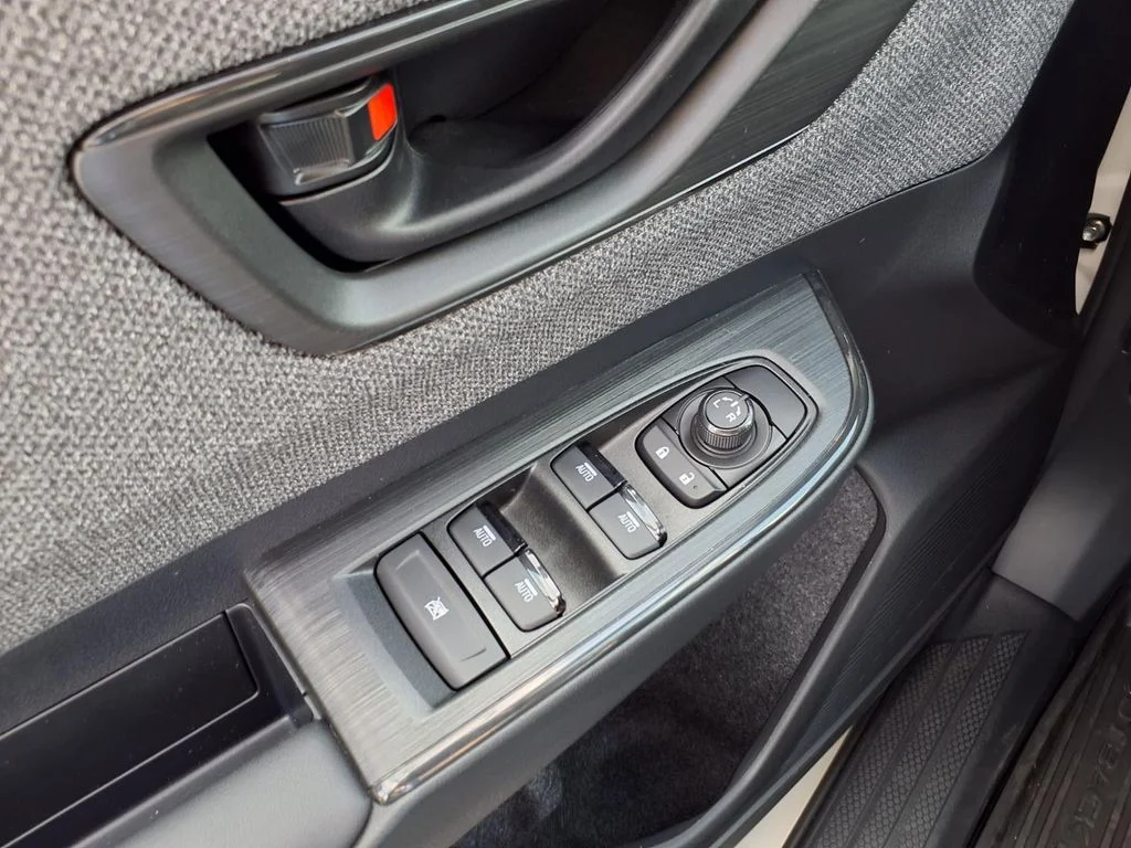 2026 Subaru Outback Premium - Photo 12