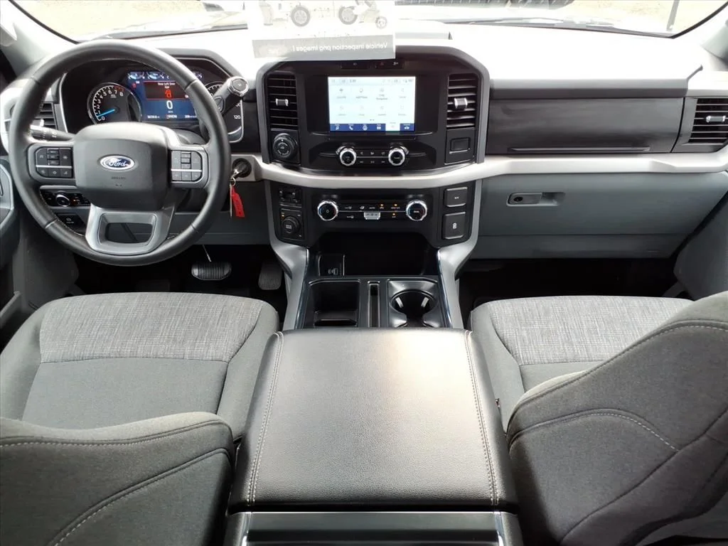 Used 2023 Blue Ford XLT image 11