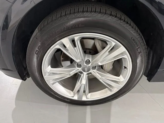 Used 2019 Black Audi 3.0T Premium Plus image 5