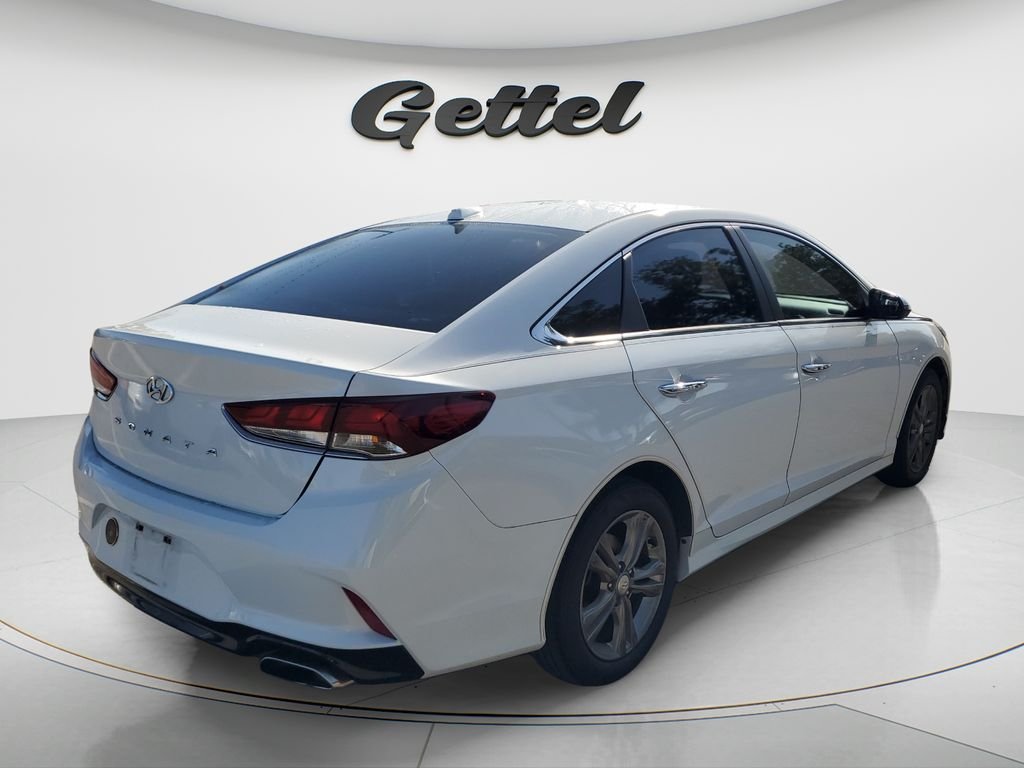 Used 2018 White Hyundai SEL image 5