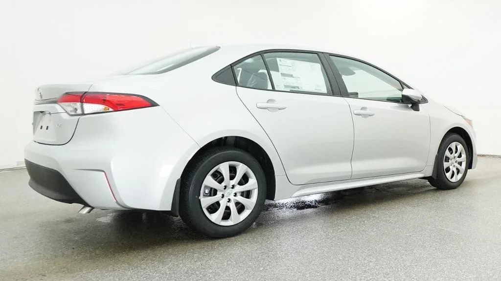 New 2026 Classic Silver Metallic Toyota LE image 30