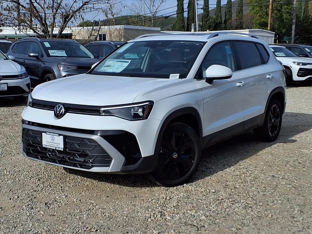 New 2026 White Volkswagen 1.5T SE image 25