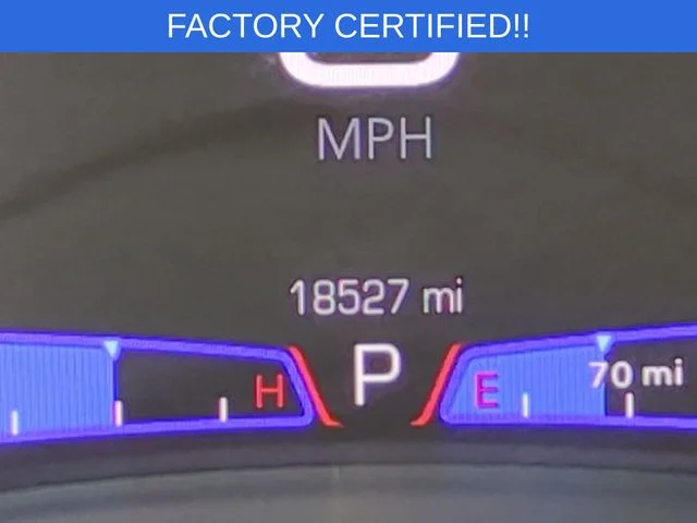 Used 2023 Red Chrysler S image 23