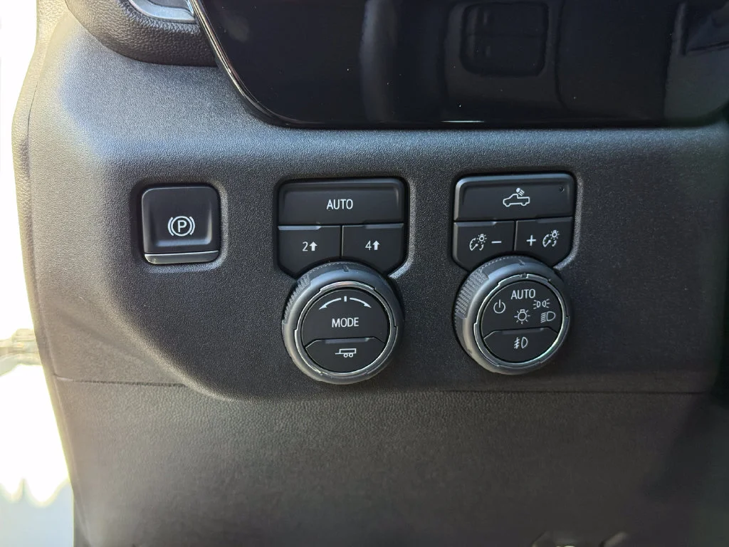 Used 2026 Summit White Chevrolet RST image 25