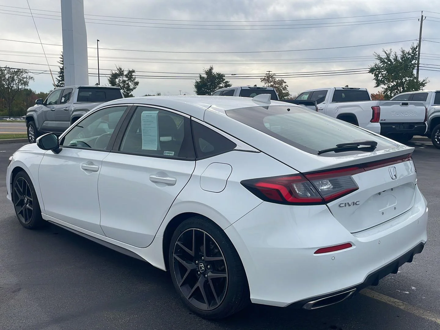 Used 2022 Platinum White Pearl Honda Sport Touring image 13