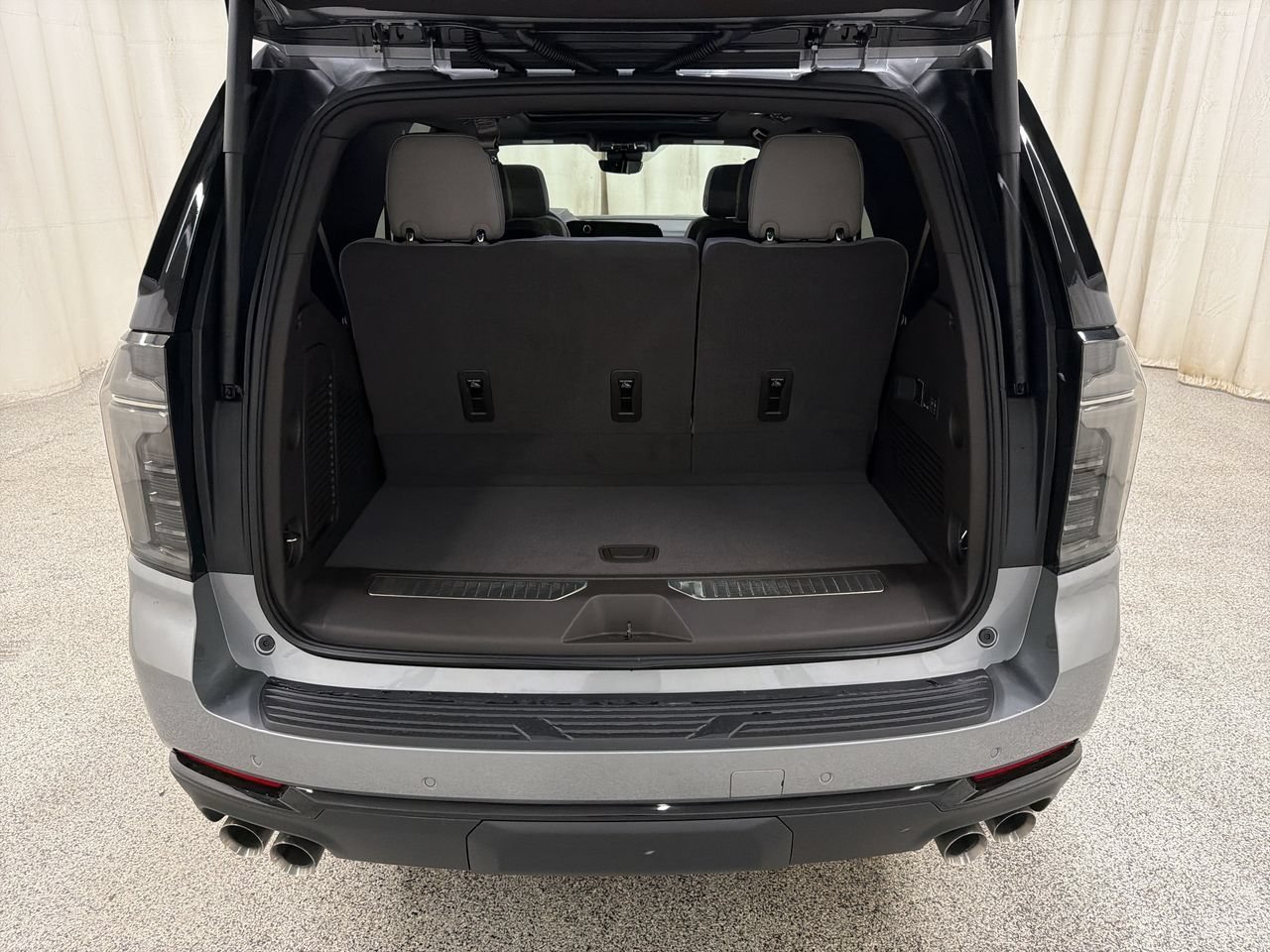 2026 Chevrolet Tahoe Z71 - Photo 17