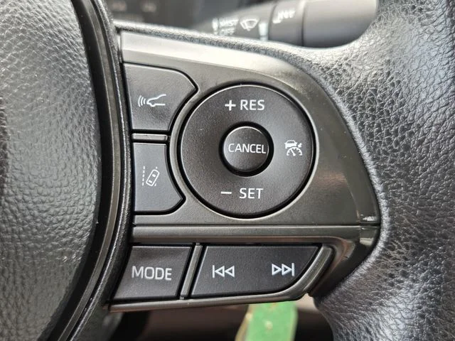 Used 2020 Silver Toyota LE image 20