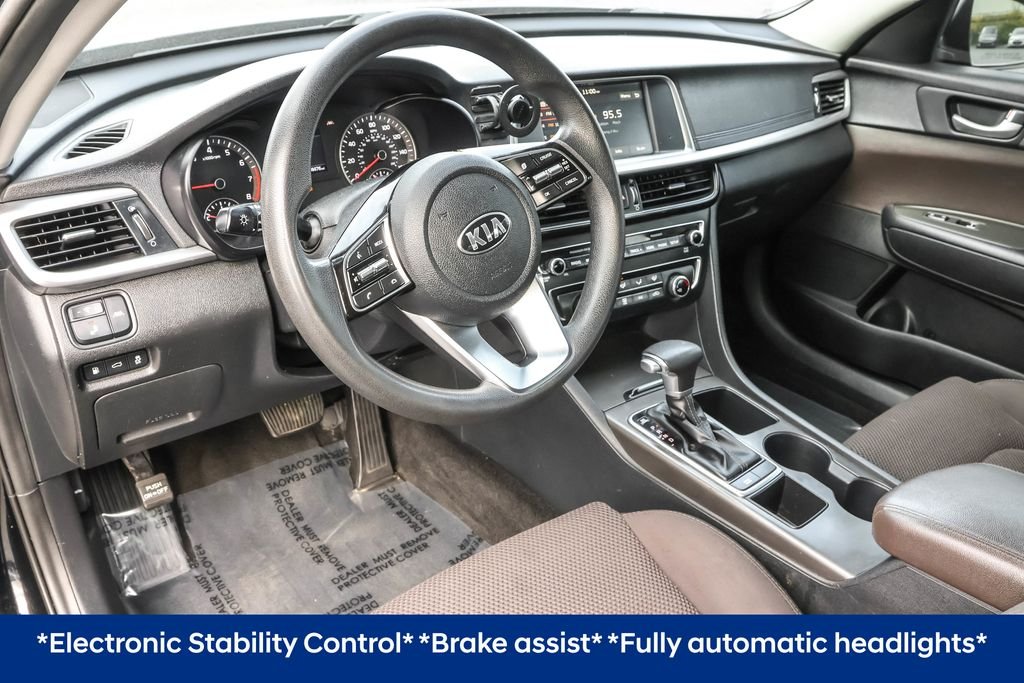 2019 Kia Optima LX photo 3