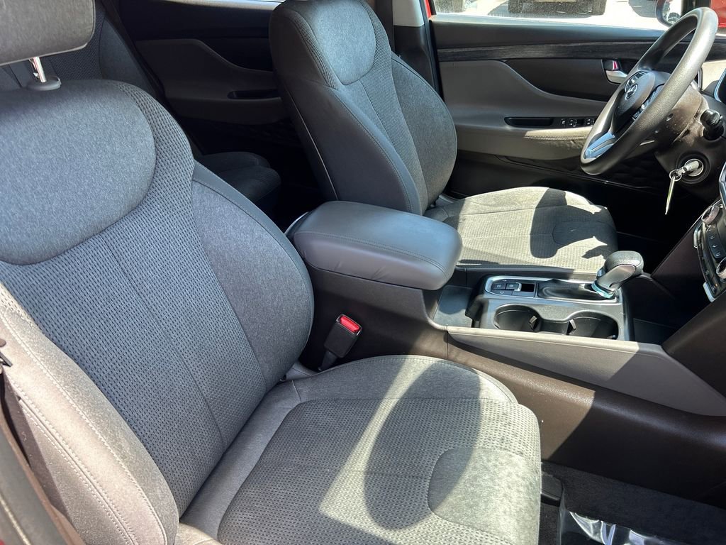 Used 2019 Orange Hyundai SE image 14