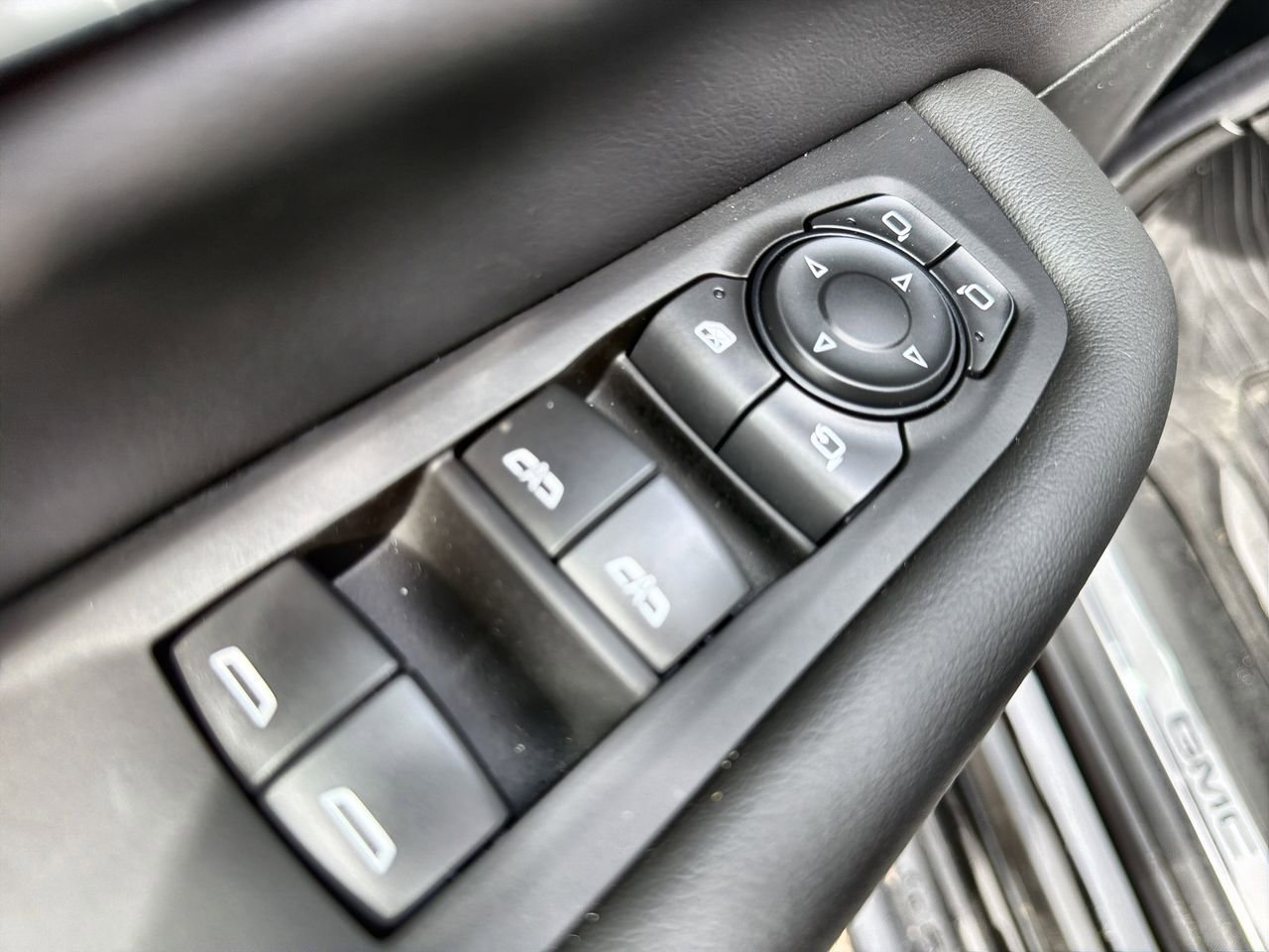 New 2026 Onyx Black GMC Elevation image 19