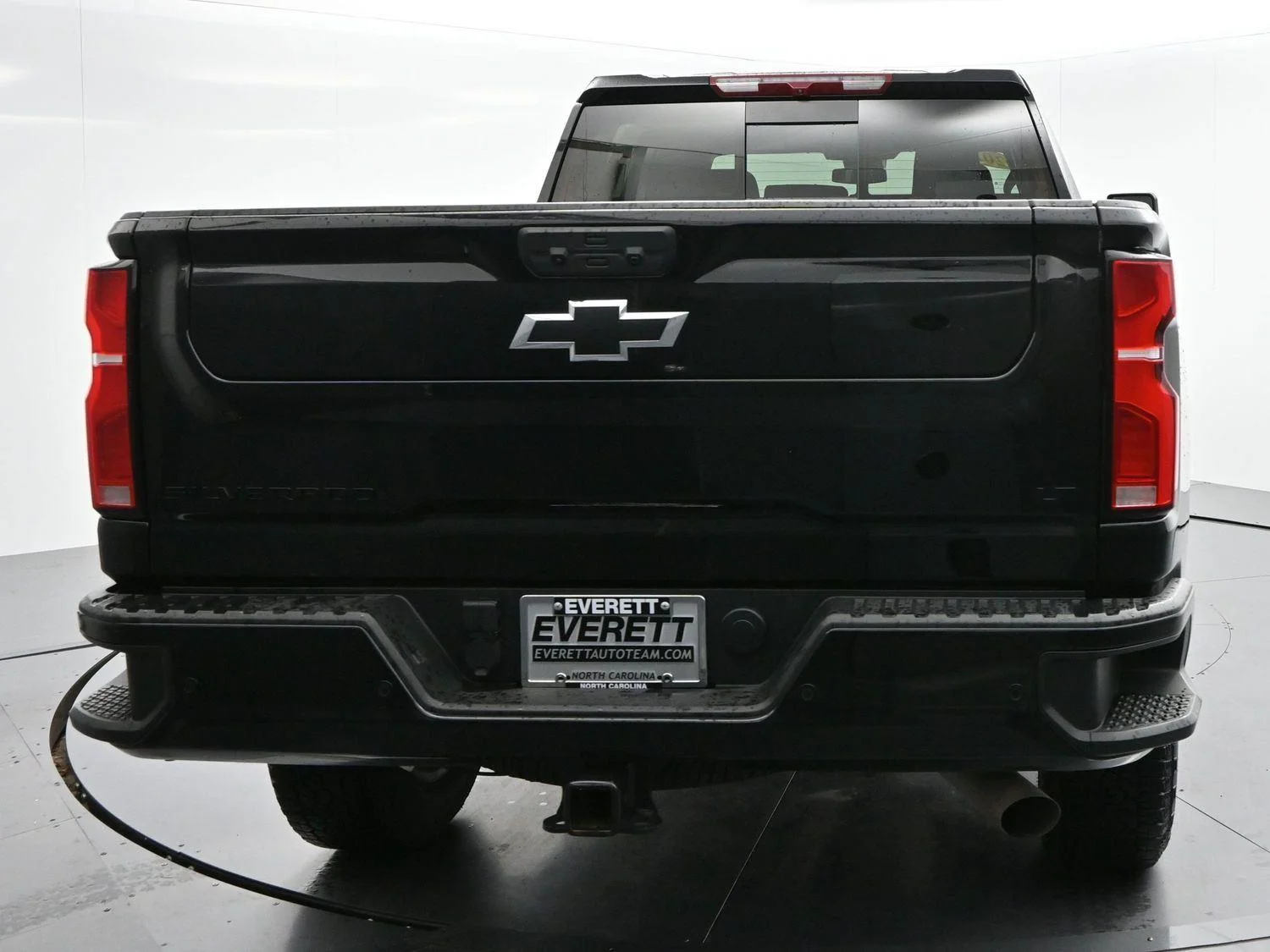 Used 2026 Black Chevrolet LT image 6