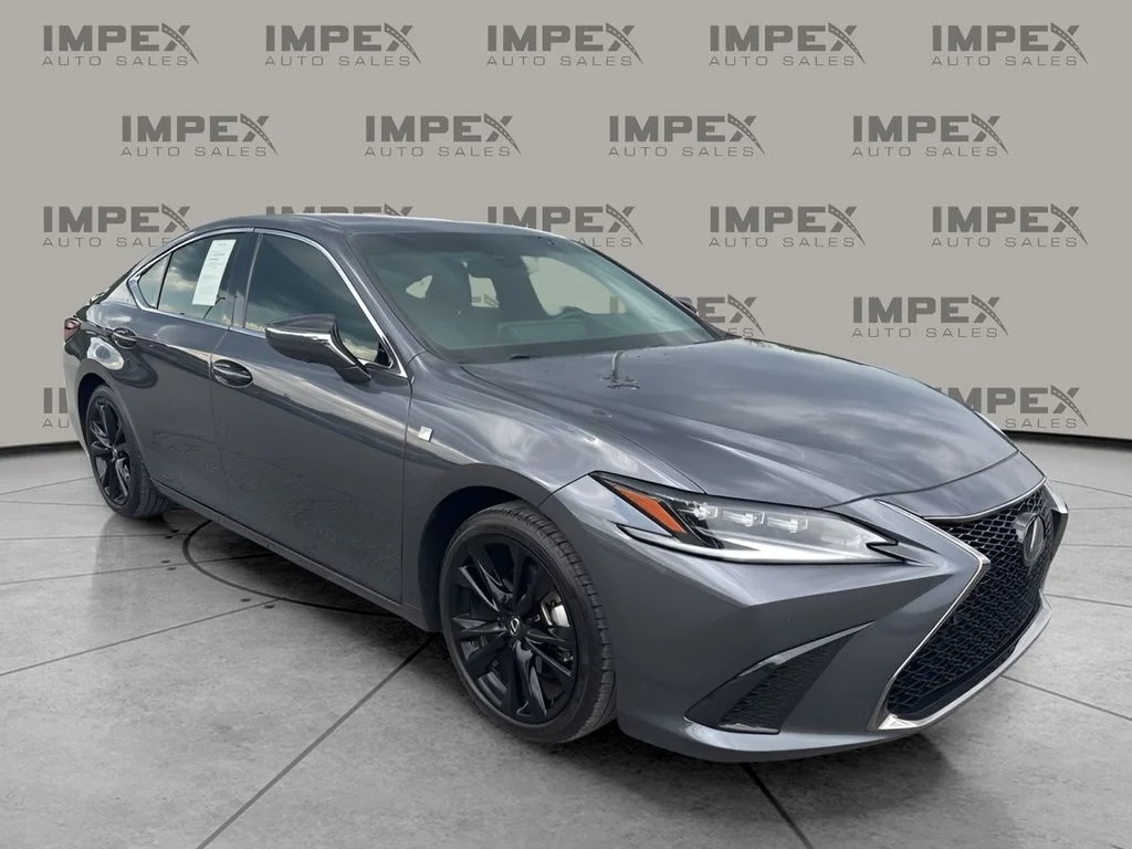 Used 2024 Gray Lexus 300h F SPORT Handling image 7