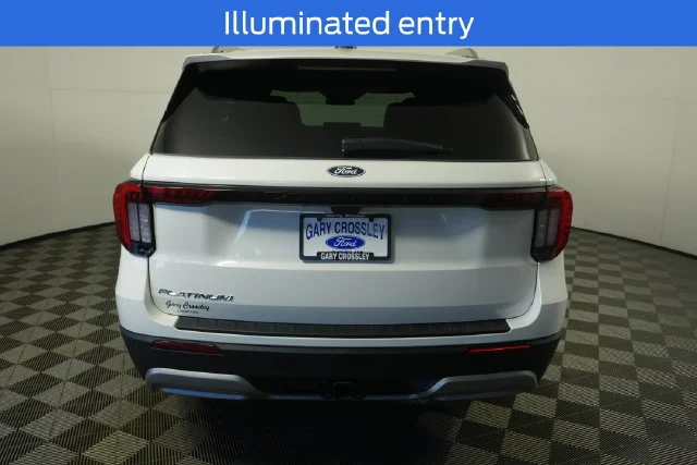 New 2027 Star White Metallic Tri-Coat Ford Platinum™ image 22