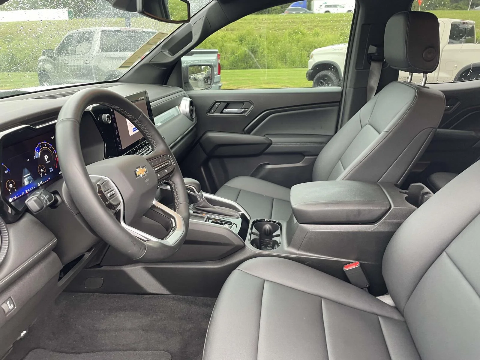 New 2026 Summit White Chevrolet LT image 20