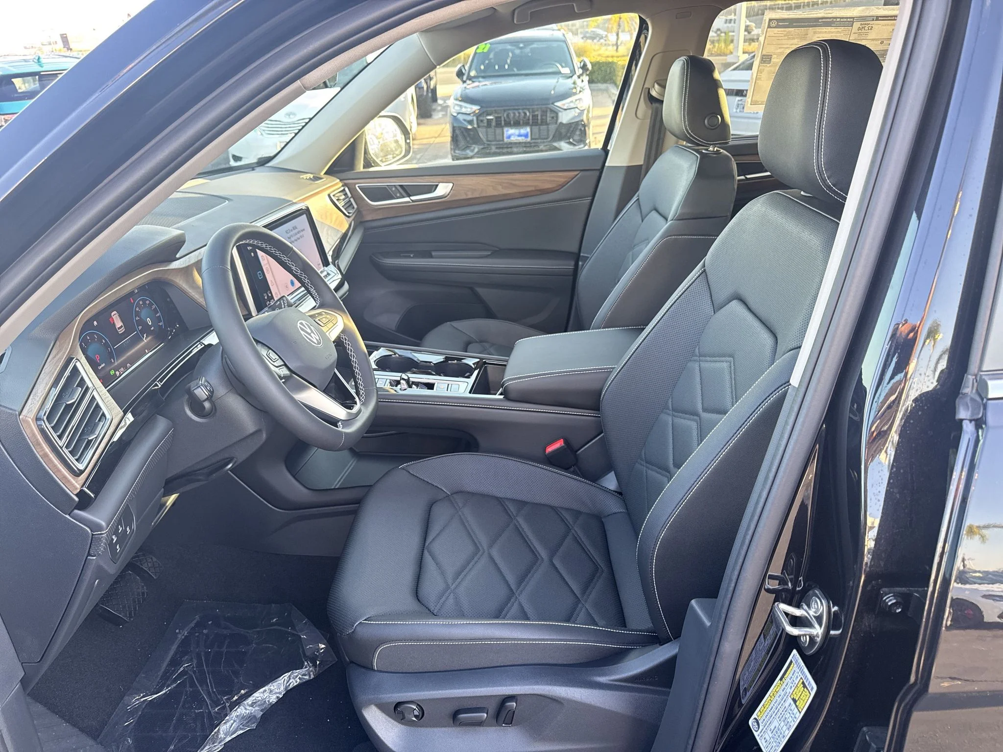 New 2026 Deep Black Pearl Volkswagen 2.0T SE w/Technology image 13