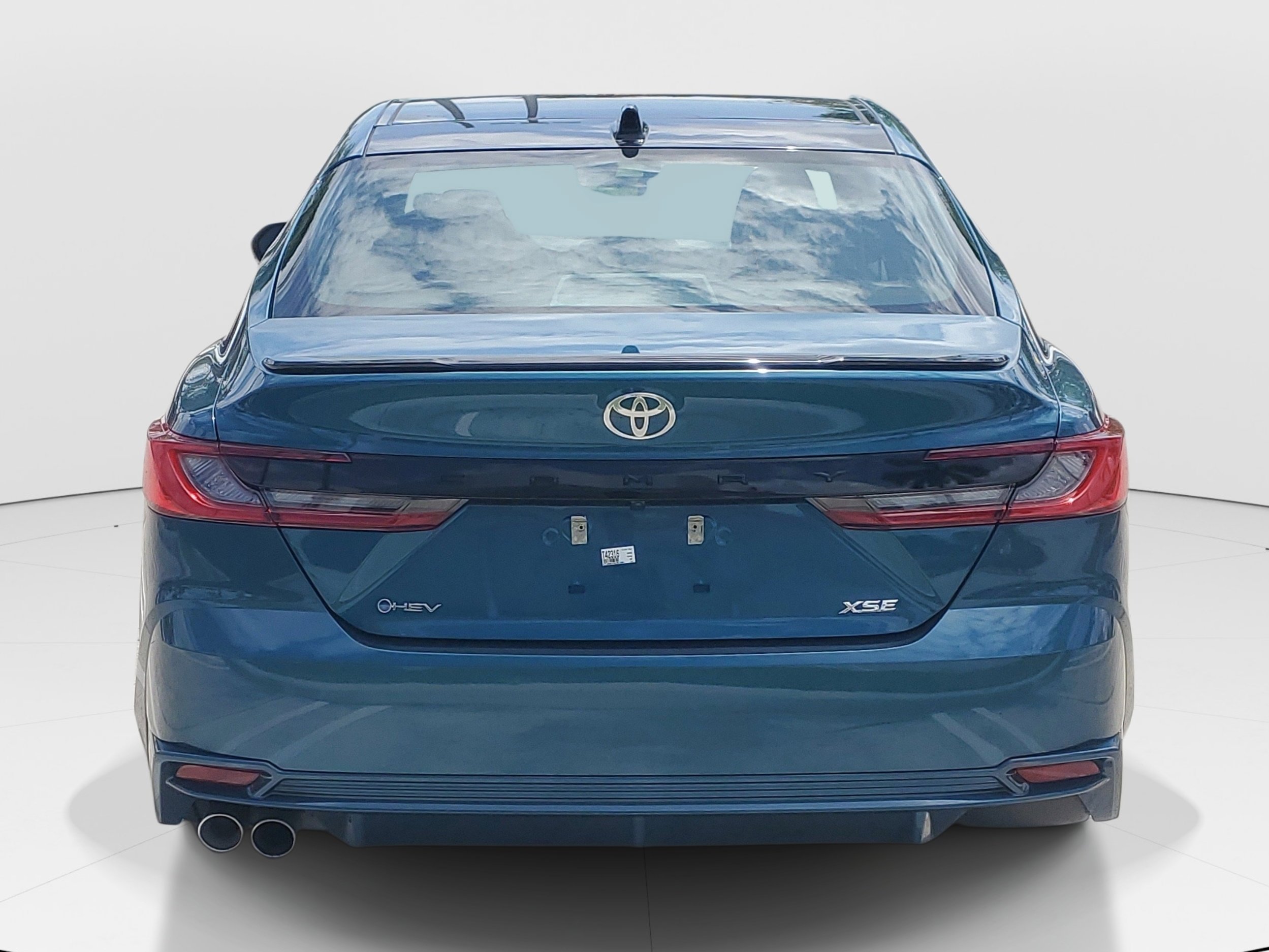 Certified Used 2025 Ocean Toyota XSE image 4