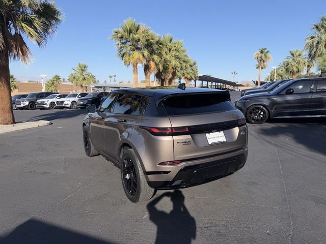 Used 2020 Kaikoura Stone Metallic Land Rover R-Dynamic SE image 8