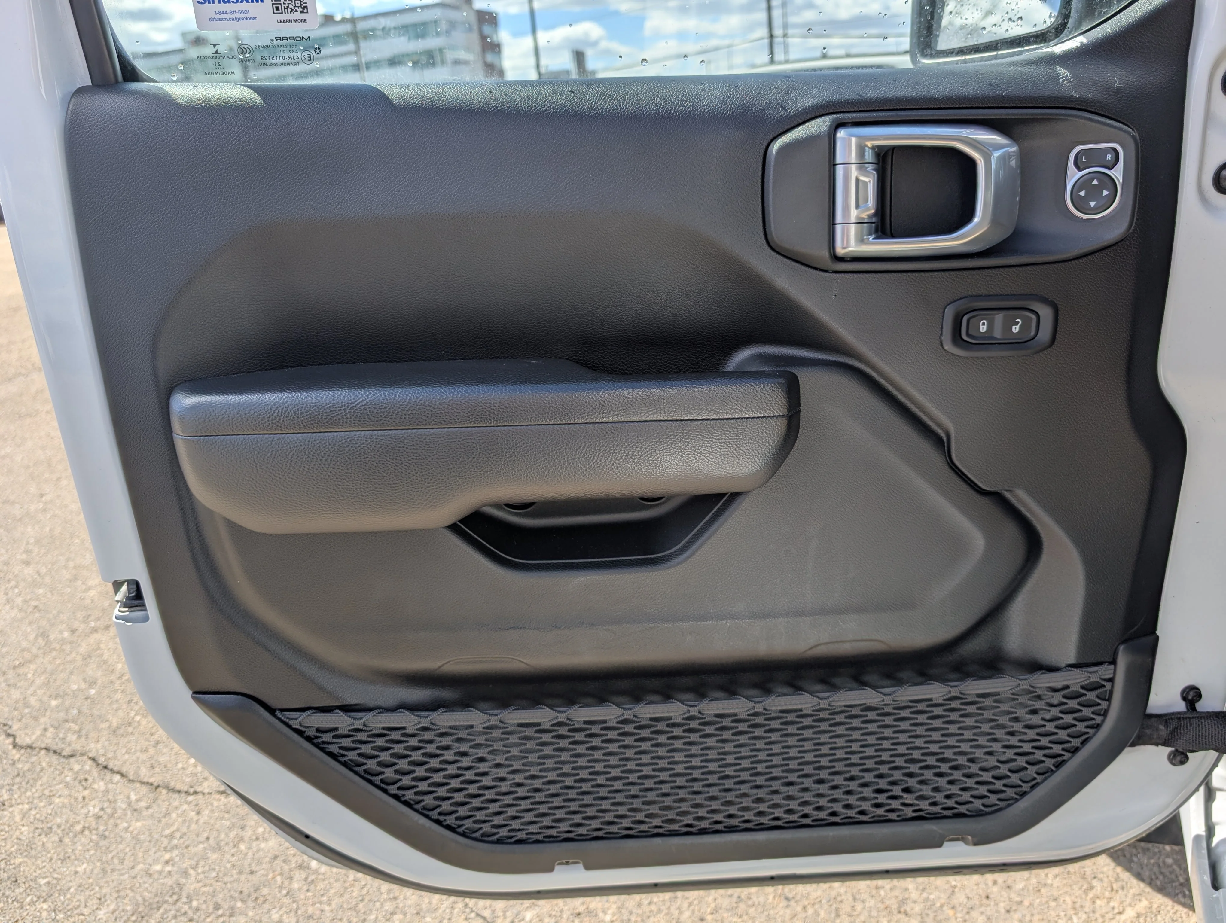 Used 2021 Bright White Jeep Unlimited Sport image 15