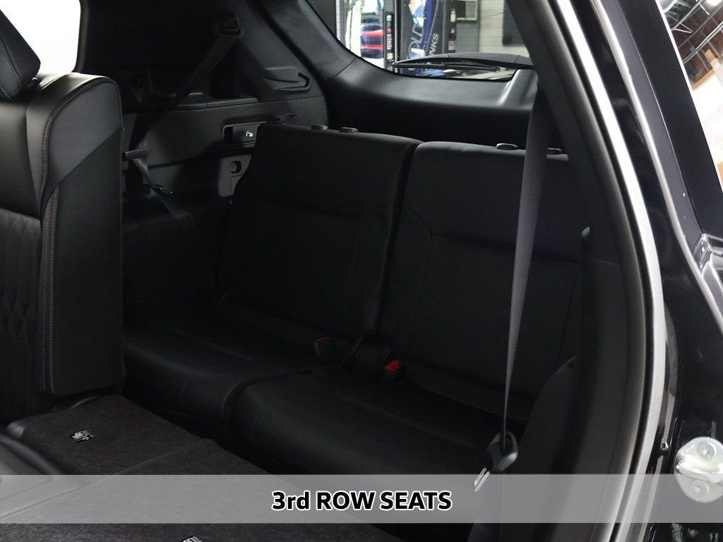 2025 Mitsubishi Outlander SEL - Photo 11