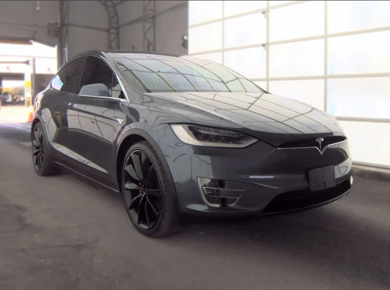 Used 2016 Gray Tesla P90D image 6