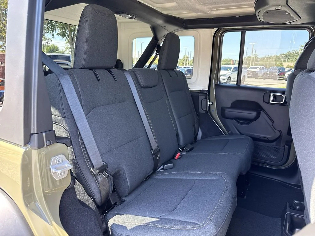 2025 Jeep Wrangler 4-Door Sport S - Photo 24