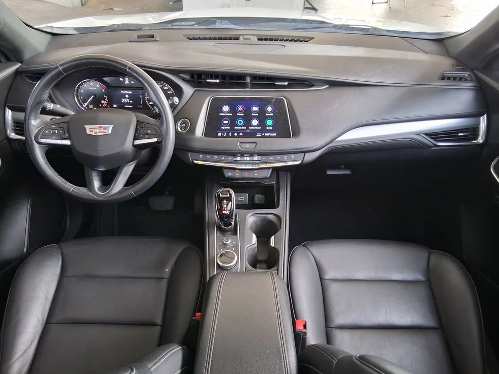 Used 2022 Crystal White Tricoat Cadillac Premium Luxury image 9