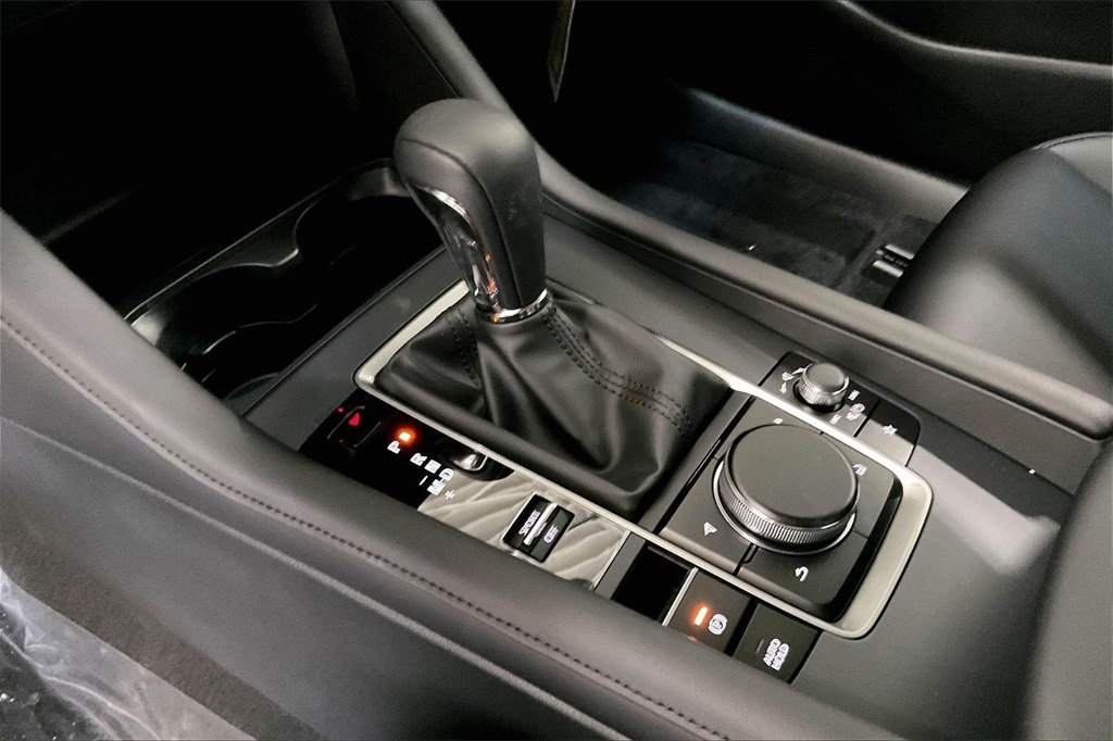 2026 MAZDA MAZDA3 - Image 6