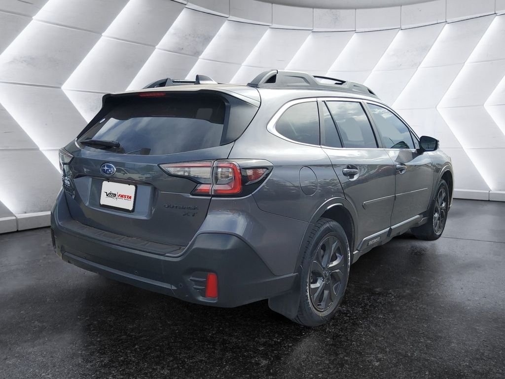 Used 2022 Gray Subaru Onyx Edition XT image 4