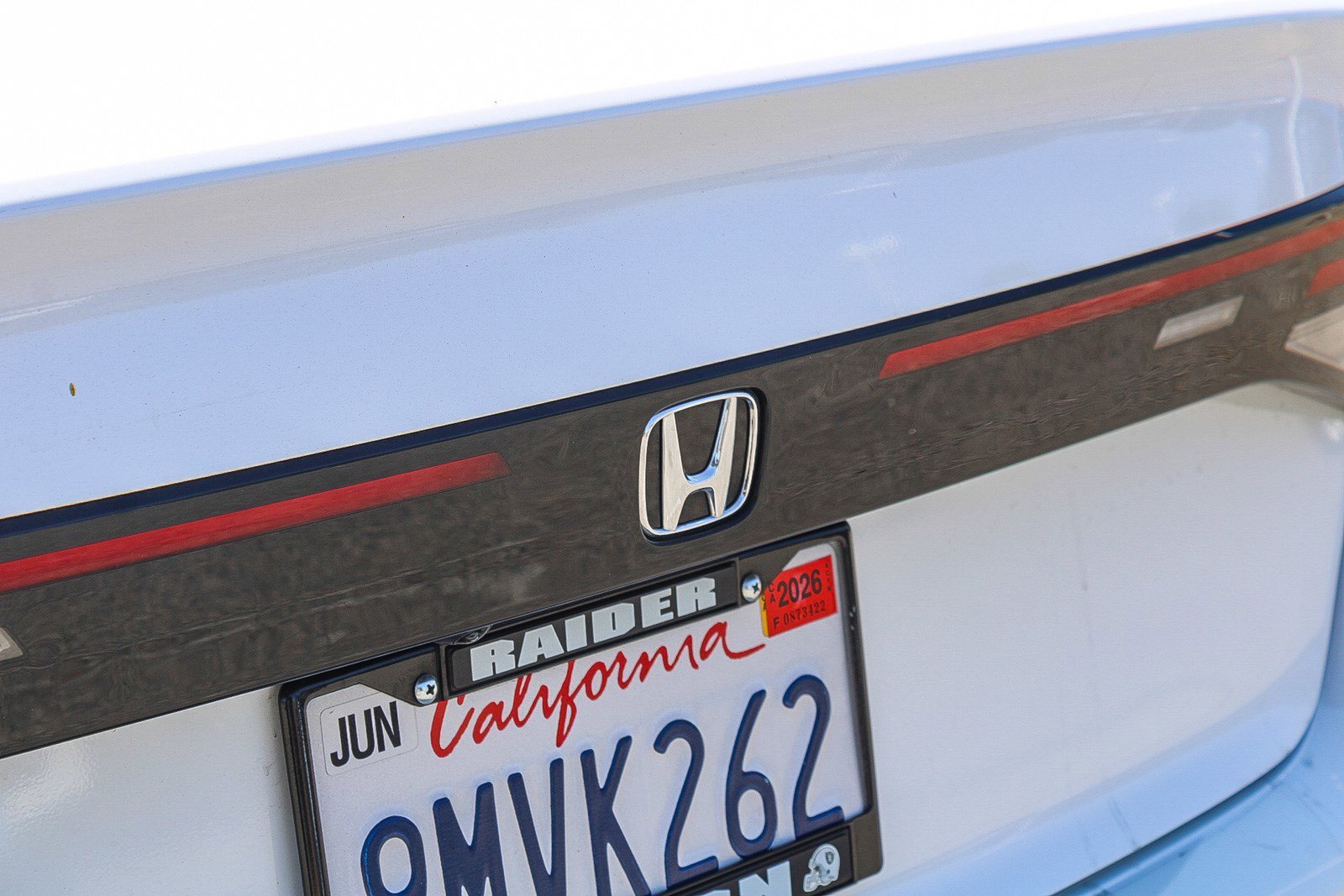 Certified Used 2024 Platinum White Pearl Honda EX image 9