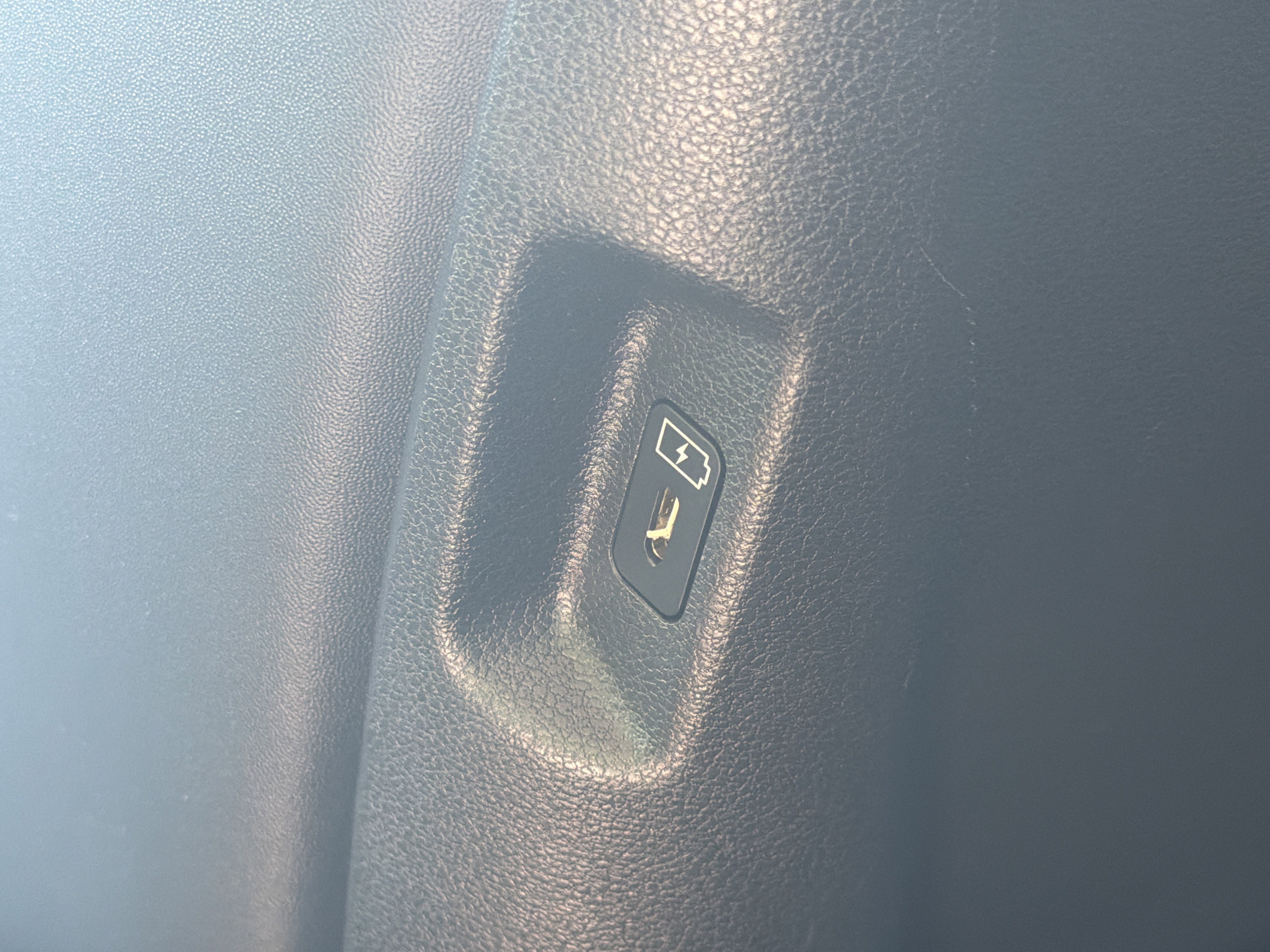 Used 2024 Phantom Black Hyundai SEL image 23