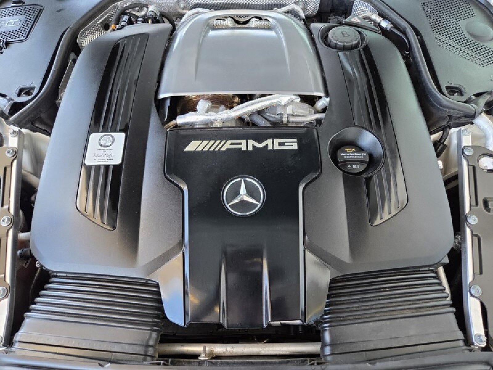 Certified Used 2022 MANUFAKTUR Moonlight White Metallic Mercedes-Benz AMG® SL 55 image 20