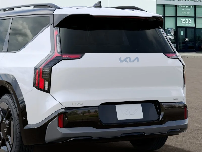 New 2026 Glacial White / Black Roof Kia GT-Line AWD image 13