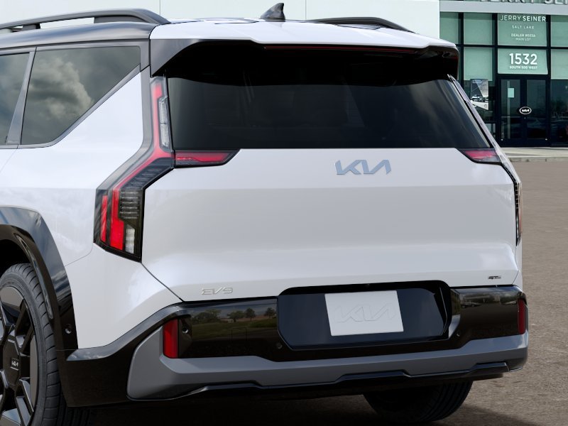 New 2026 White Kia GT-Line image 13