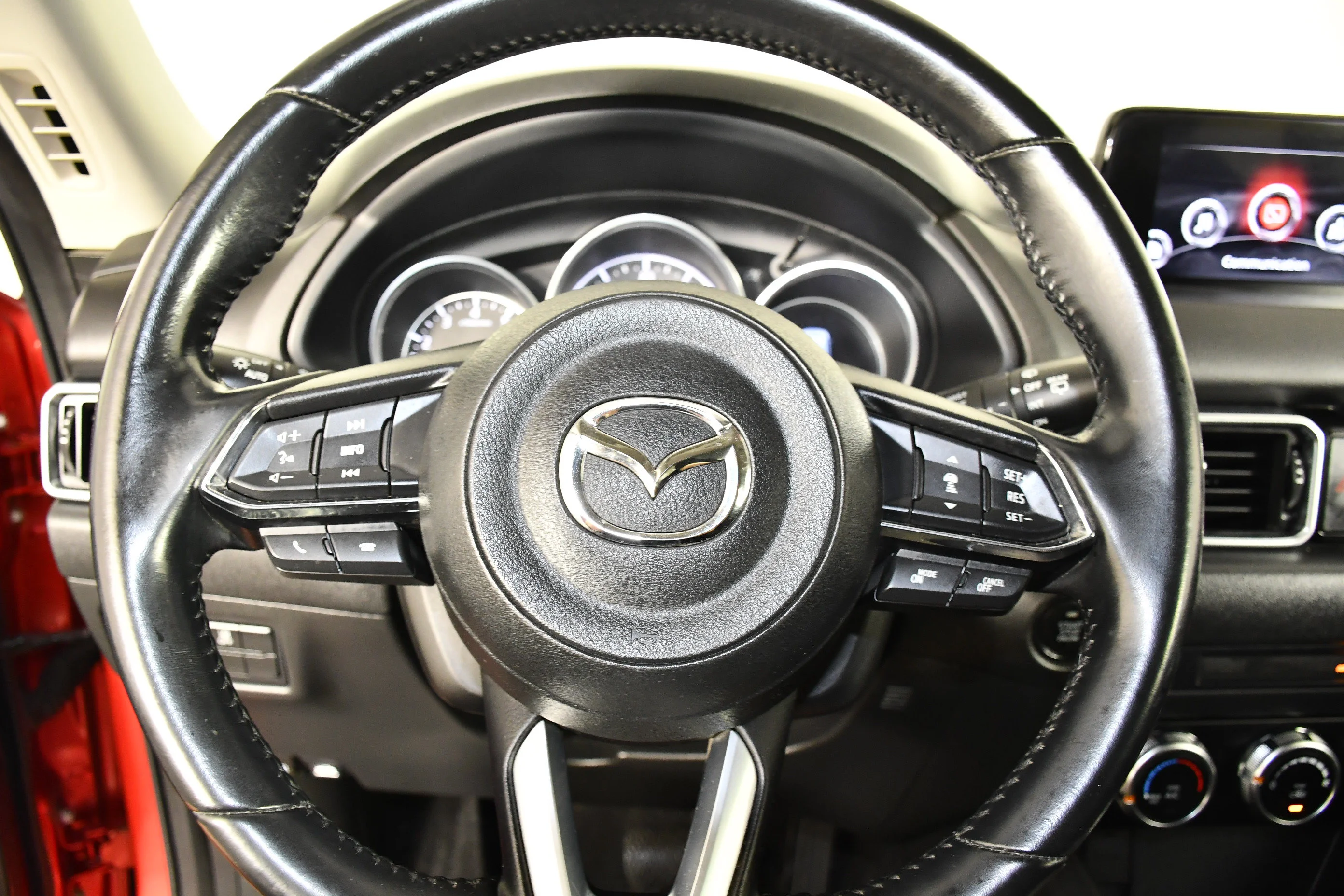 Used 2018 Soul Red Crystal Metallic Mazda Sport image 19