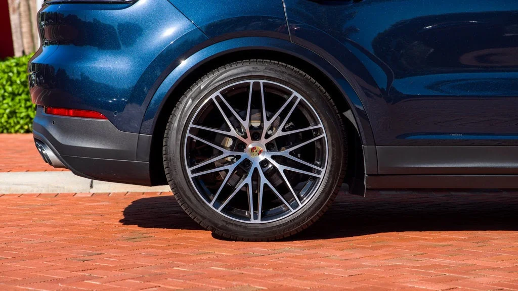 Used 2024 Algarve Blue Metallic Porsche Base image 8